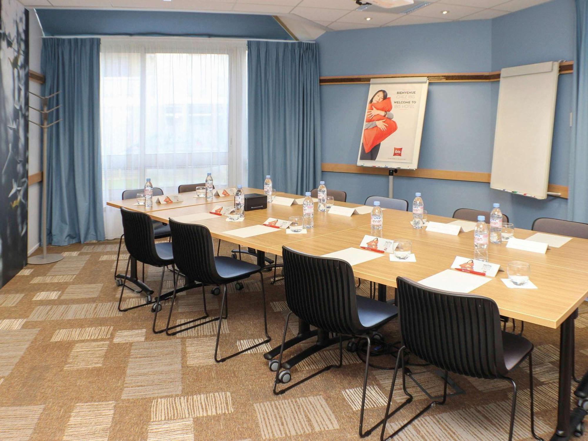 Hotel ibis Nantes Centre Gare Sud Exterior foto